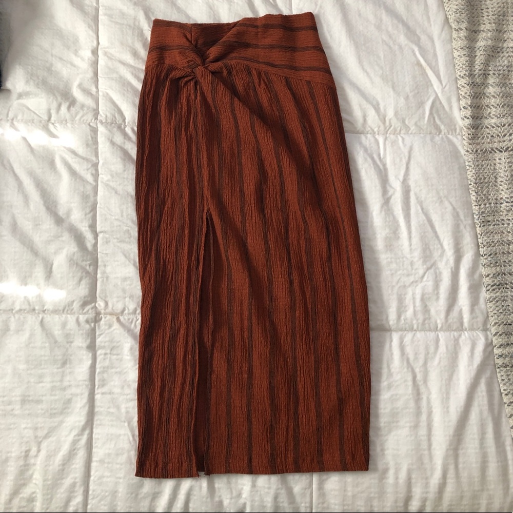 Stretchy skirt